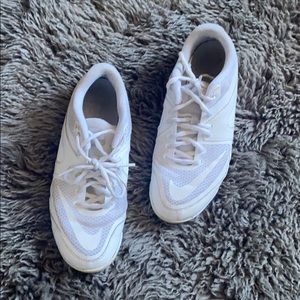nike cheer shoes